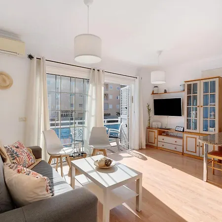 M Y C Apartment *